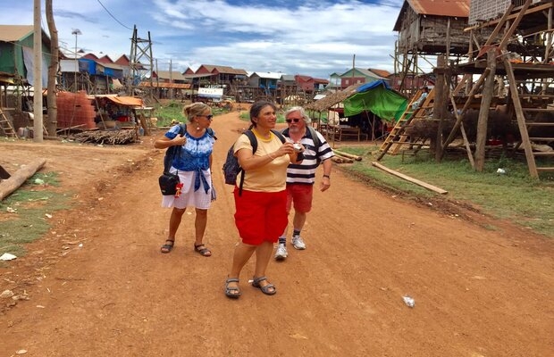 Kompong Kleang-By-air-conditioned-car