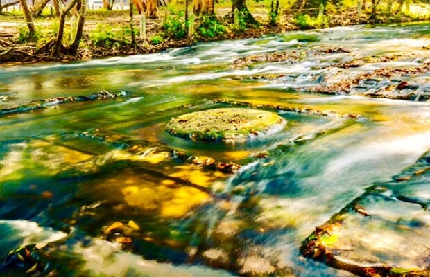 Phnom-Kulen-By-Air-Conditioned-Car