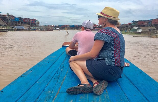 Kompong Kleang-By-air-conditioned-car
