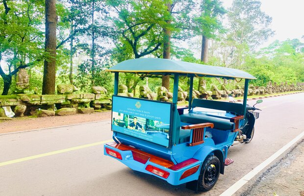 Kompong-Phluk-Angkor-Private-Tuk-Tuk